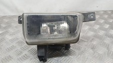 9195698 4899811 fog light left