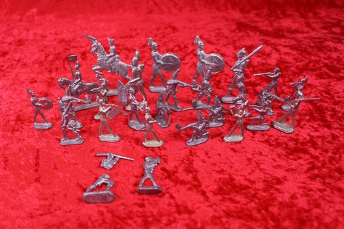 Tlg set zinnfiguren - 27,