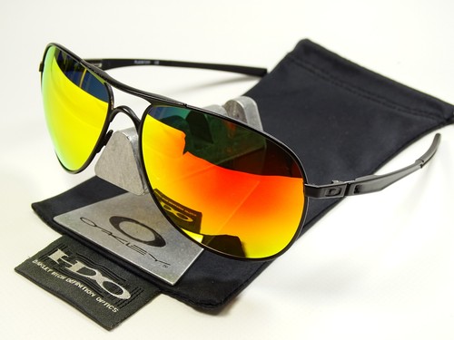 Oakley plaintiff black - oakley,