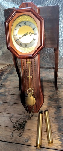 Schmeckenbecher wanduhr aus - wanduhr,