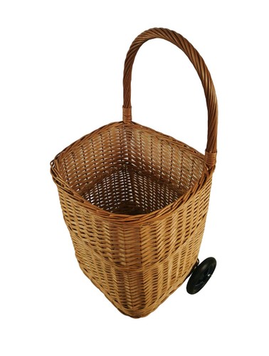 Einkaufswagen aus weide - einkaufswagen,