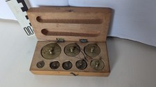 8 alte Messing Gewichte im