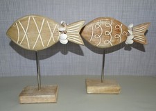 Fisch auf einem Mango holz - Metallstab mit Holzsockel