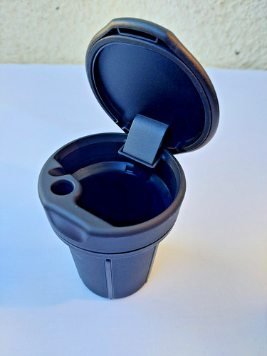 Audi auto aschenbecher - audi, auto-aschenbecher
