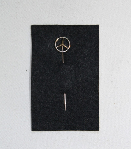 Pin anstecknadel mercedes benz - pin,