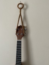 Einfache Wandbehang Ukulele
