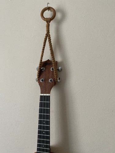Einfache wandbehang ukulele - wandbehang,