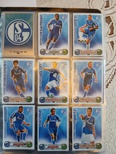 41 Sammelkarten mit Fußball-Spielern