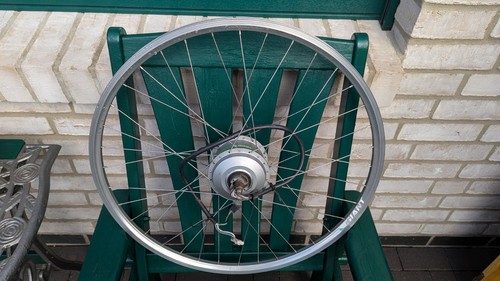 Giant frontmotor motor - frontmotor, vorne