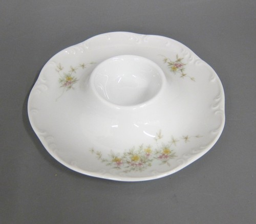 Eierbecher mit integr - ., schale