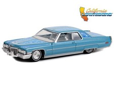 CADILLAC Coupe deVille - 1972 - bluemetallic - Greenlight 1:64