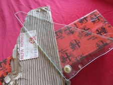 Original Alfa Romeo Spider Rundheck 1750 Seitenscheibe links klar 10503610510001