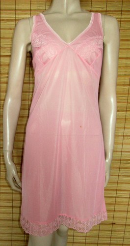 Rosafarbenes unterkleid - rosafarbenes,