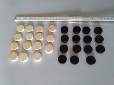 Spielsteine für Mühle-Spiel plus Ersatzsteine