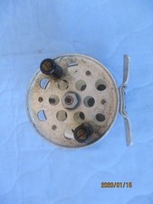 DAM  Angelrolle  Grundrolle  Fliegenrolle JUNIOR Fabrikat  DAM Berlin  Vintage