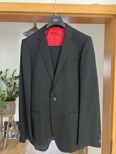Hugo Boss Anzug Größe 94