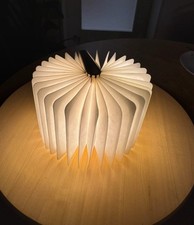 Hölzerne Faltende Buchlampe