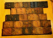 A-Z Holzbuchstaben 90mm Plakatlettern Holzlettern Alphabet Textildruck Letter