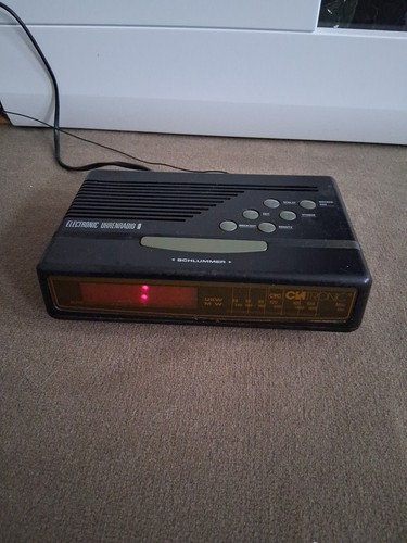 Retro uhrenradio clatronic - retro,