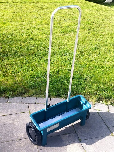 Rasen streuwagen - rasen,