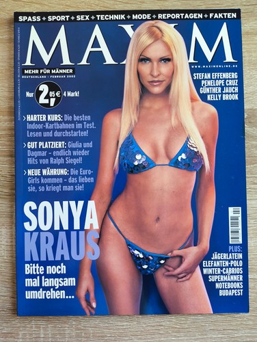 Maxim februar 2002 kelly - 2002,