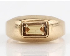 Ring 18 Karat Gelbgold /Gold mit Citrin im Baguette Schliff