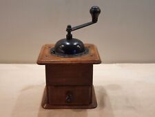 Alte Kaffeemühle Zassenhaus; wurde die letzten 30 Jahre nur zur Deko verwendet