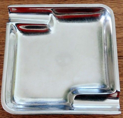 Kleiner aschenbecher design - kleiner,