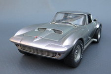 Die Cast Racing Legends Chevrolet Corvette Grand Sport 1:18 silber (Standox´ 99)