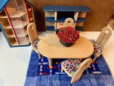 Bodo Hennig Puppenhaus