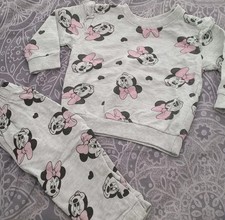 Sweatshirt und Baby Hose mit