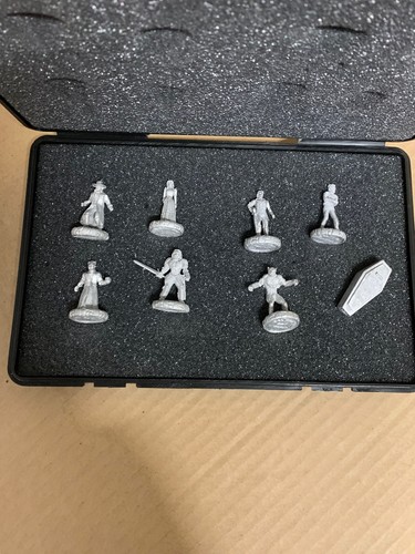 Leading edge dracula miniature - edge,