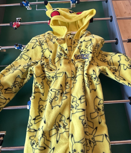 Pokemon pikachu einteiler mit - pikachu,