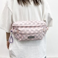 Modische und vielseitige