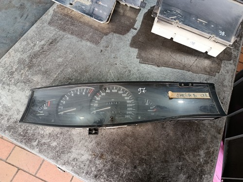 Opel omega tacho - omega,