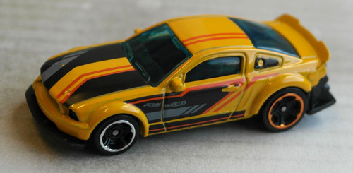 Hot wheels 2005 ford mustang - hot,
