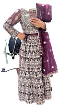 indischen Lehenga in Lila