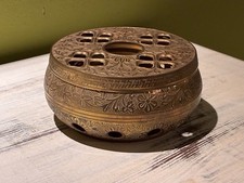 Antikes Art Decò Stövchen - Messing - Blumen Ornamente - ca.14x7 cm - RAR