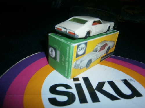 Siku v267 oldsmobile toranada - v267,