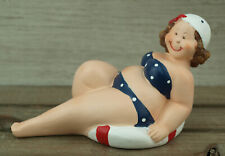 Deko Figur Mollige Badenixe