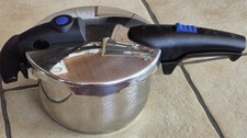 Fissler Schnellkochtopf, 2,5
