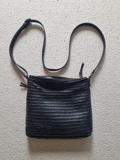Tamaris Hand Tasche  schwarz