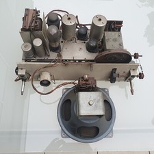 WEGA  Jubilar 465W-1 Chassis mit 5 Röhren und Lautsprecher von 1949 /1950