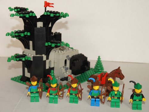 Lego castle 6066 camouflaged - lego,