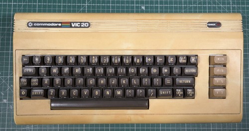 Retrocomputer vintage - retrocomputer,
