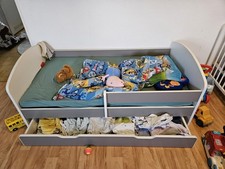 Kinderbett 80x160cm mit Rausfallschutz und Guter Matratze