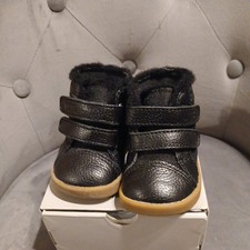 6 - 12 Monate Baby Schwarz UGG