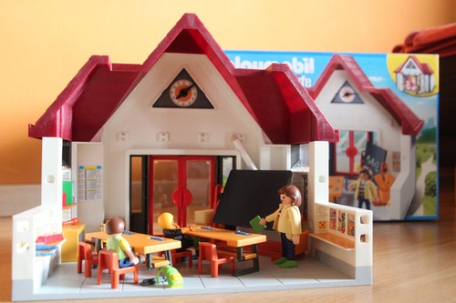 Playmobil city life schule - playmobil,