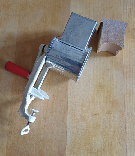 Alte trommelreibe mit - trommelreibe,