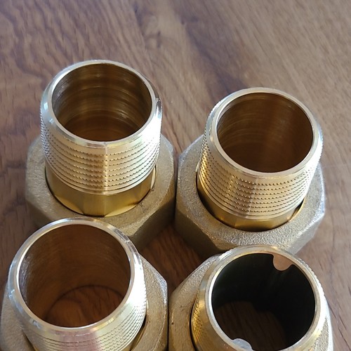 Messing verschraubung - 4x,